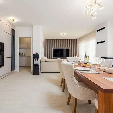Ana Zadarvillas Ljubac (Zadar)