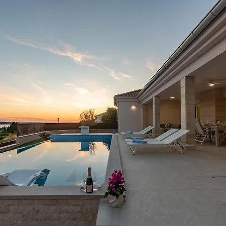 Ana Zadarvillas Vila Ljubac (Zadar)